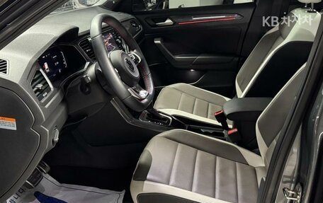 Volkswagen T-Roc I, 2022 год, 1 633 069 рублей, 8 фотография