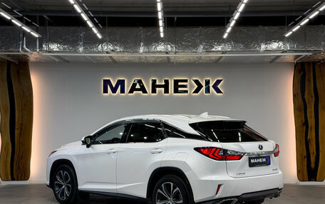 Lexus RX IV рестайлинг, 2018 год, 3 990 000 рублей, 4 фотография