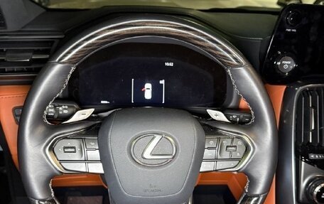 Lexus LX, 2024 год, 18 000 000 рублей, 14 фотография