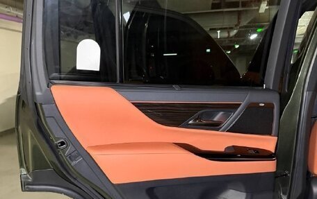 Lexus LX, 2024 год, 18 000 000 рублей, 22 фотография