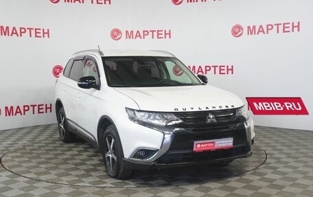 Mitsubishi Outlander III рестайлинг 3, 2015 год, 1 500 000 рублей, 3 фотография