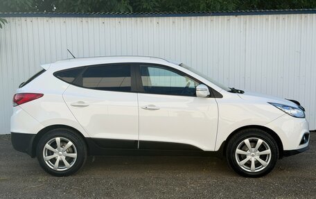 Hyundai ix35 I рестайлинг, 2011 год, 1 299 999 рублей, 2 фотография