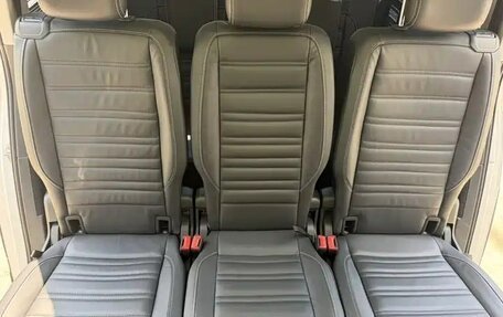 Volkswagen Touran III, 2022 год, 1 600 004 рублей, 21 фотография