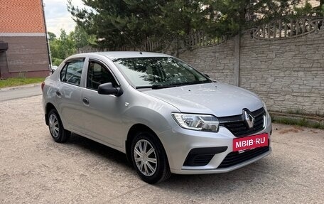 Renault Logan II, 2020 год, 900 000 рублей, 2 фотография