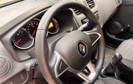 Renault Logan II, 2020 год, 900 000 рублей, 23 фотография