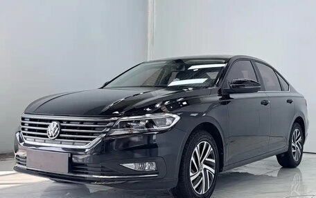 Volkswagen Lavida, 2022 год, 1 400 000 рублей, 1 фотография