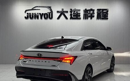 Hyundai Elantra, 2022 год, 1 170 000 рублей, 6 фотография