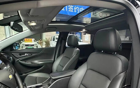 Chevrolet Monza, 2023 год, 1 250 000 рублей, 10 фотография