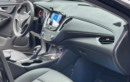 Chevrolet Monza, 2023 год, 1 250 000 рублей, 13 фотография