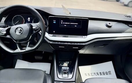 Skoda Octavia IV, 2022 год, 1 860 000 рублей, 9 фотография
