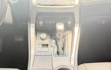 Lexus NX I, 2021 год, 2 498 000 рублей, 14 фотография