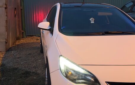 Opel Astra J, 2014 год, 1 000 000 рублей, 8 фотография