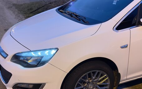 Opel Astra J, 2014 год, 1 000 000 рублей, 9 фотография