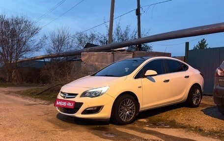 Opel Astra J, 2014 год, 1 000 000 рублей, 10 фотография