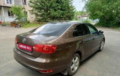 Volkswagen Jetta VI, 2013 год, 920 000 рублей, 1 фотография