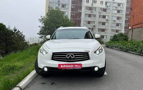 Infiniti FX II, 2011 год, 1 900 000 рублей, 2 фотография