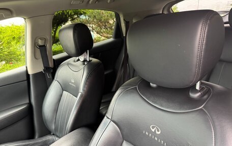 Infiniti FX II, 2011 год, 1 900 000 рублей, 17 фотография