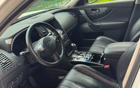 Infiniti FX II, 2011 год, 1 900 000 рублей, 15 фотография