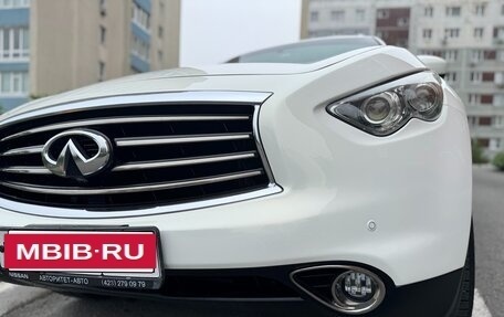 Infiniti FX II, 2011 год, 1 900 000 рублей, 11 фотография