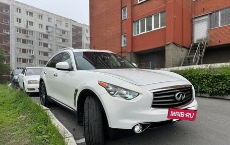 Infiniti FX II, 2011 год, 1 900 000 рублей, 8 фотография