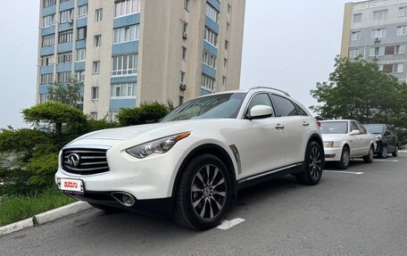 Infiniti FX II, 2011 год, 1 900 000 рублей, 35 фотография