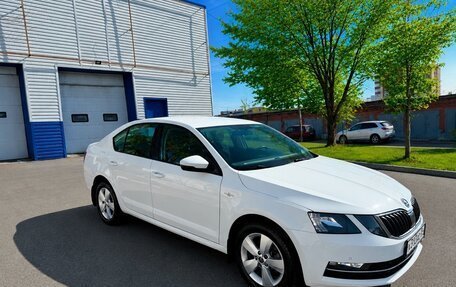 Skoda Octavia, 2019 год, 1 950 000 рублей, 3 фотография