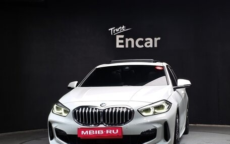 BMW 1 серия, 2023 год, 2 фотография