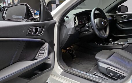 BMW 1 серия, 2023 год, 10 фотография