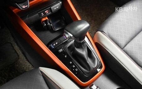 KIA Stonic, 2019 год, 1 268 010 рублей, 9 фотография