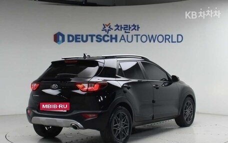 KIA Stonic, 2019 год, 1 268 010 рублей, 2 фотография
