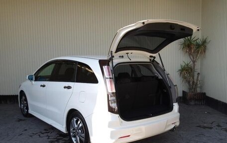 Honda Stream II, 2011 год, 915 000 рублей, 9 фотография