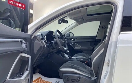 Audi Q3, 2022 год, 2 599 000 рублей, 10 фотография