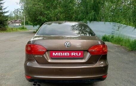 Volkswagen Jetta VI, 2013 год, 920 000 рублей, 8 фотография
