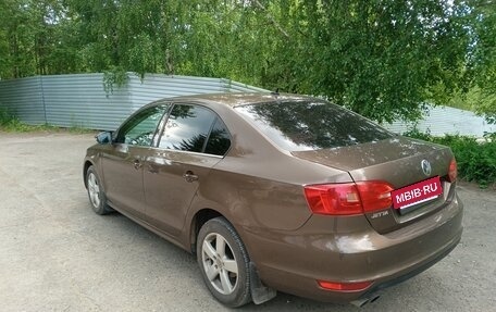 Volkswagen Jetta VI, 2013 год, 920 000 рублей, 7 фотография