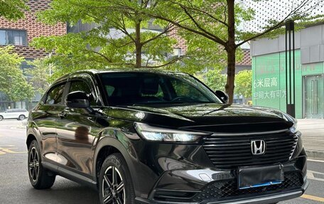 Honda Vezel, 2023 год, 1 800 000 рублей, 3 фотография