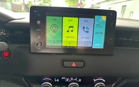Honda Vezel, 2023 год, 1 800 000 рублей, 11 фотография
