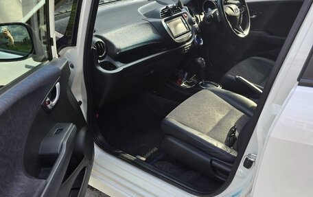 Honda Fit Shuttle I рестайлинг, 2014 год, 1 099 000 рублей, 11 фотография