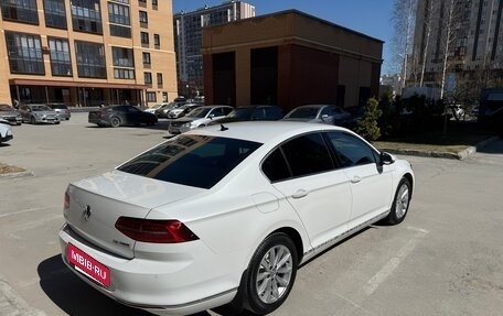 Volkswagen Passat B8 рестайлинг, 2015 год, 2 300 000 рублей, 5 фотография