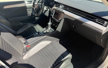 Volkswagen Passat B8 рестайлинг, 2015 год, 2 300 000 рублей, 8 фотография