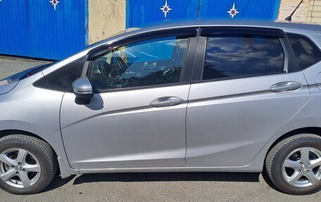 Honda Fit III, 2016 год, 800 000 рублей, 11 фотография