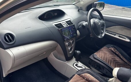 Toyota Belta, 2006 год, 399 000 рублей, 13 фотография