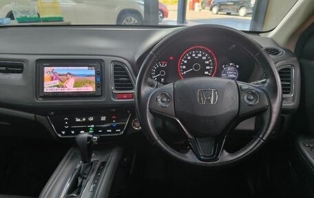Honda Vezel, 2016 год, 1 340 000 рублей, 6 фотография
