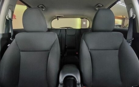 Honda Vezel, 2016 год, 1 340 000 рублей, 18 фотография