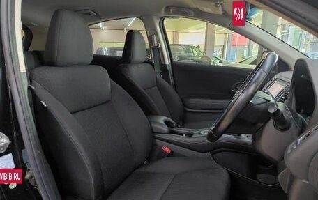 Honda Vezel, 2016 год, 1 340 000 рублей, 13 фотография