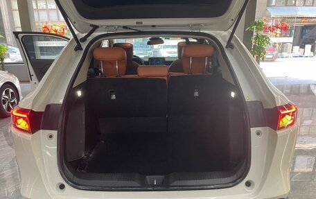 Honda Vezel, 2023 год, 1 835 000 рублей, 13 фотография