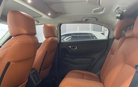 Honda Vezel, 2023 год, 1 835 000 рублей, 9 фотография