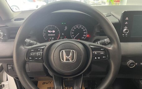 Honda Vezel, 2023 год, 1 835 000 рублей, 12 фотография