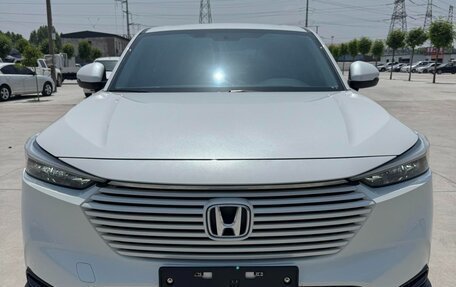 Honda Vezel, 2023 год, 1 830 000 рублей, 2 фотография