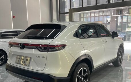 Honda Vezel, 2023 год, 1 835 000 рублей, 5 фотография