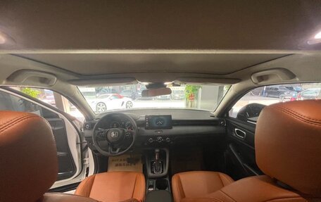 Honda Vezel, 2023 год, 1 835 000 рублей, 11 фотография